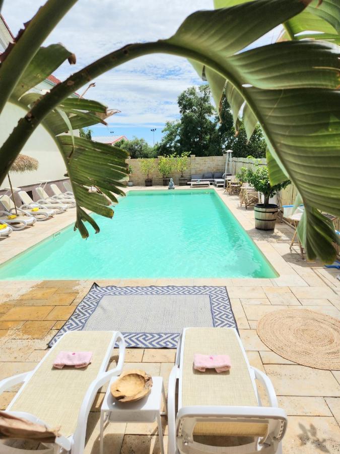 Ron De Mar - Flamingo Bed & Breakfast Pezinok Exterior photo